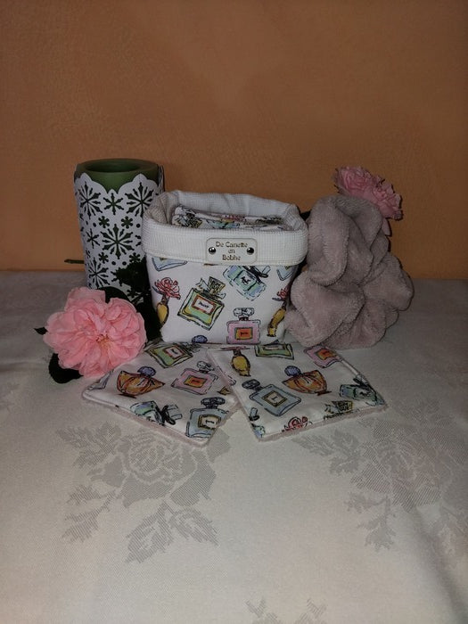 corbeille et lingettes en coton motif parfum