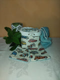 corbeille et lingettes en coton motif voiture