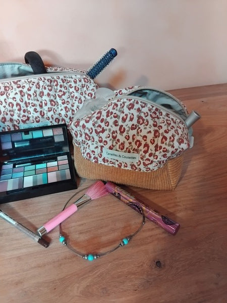 petite trousse  en velours et coton à personnaliser