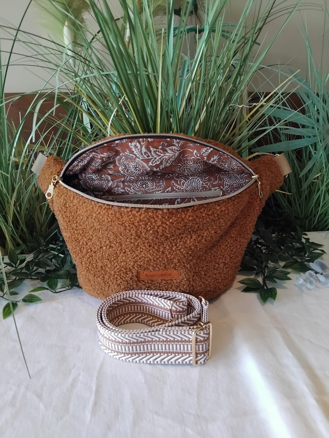 Sacs banane bouclette coloris divers