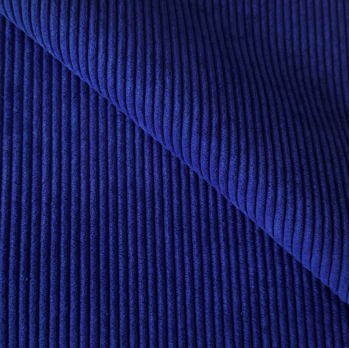 Velours de couleur bleu roy pour la confection de vos sacs