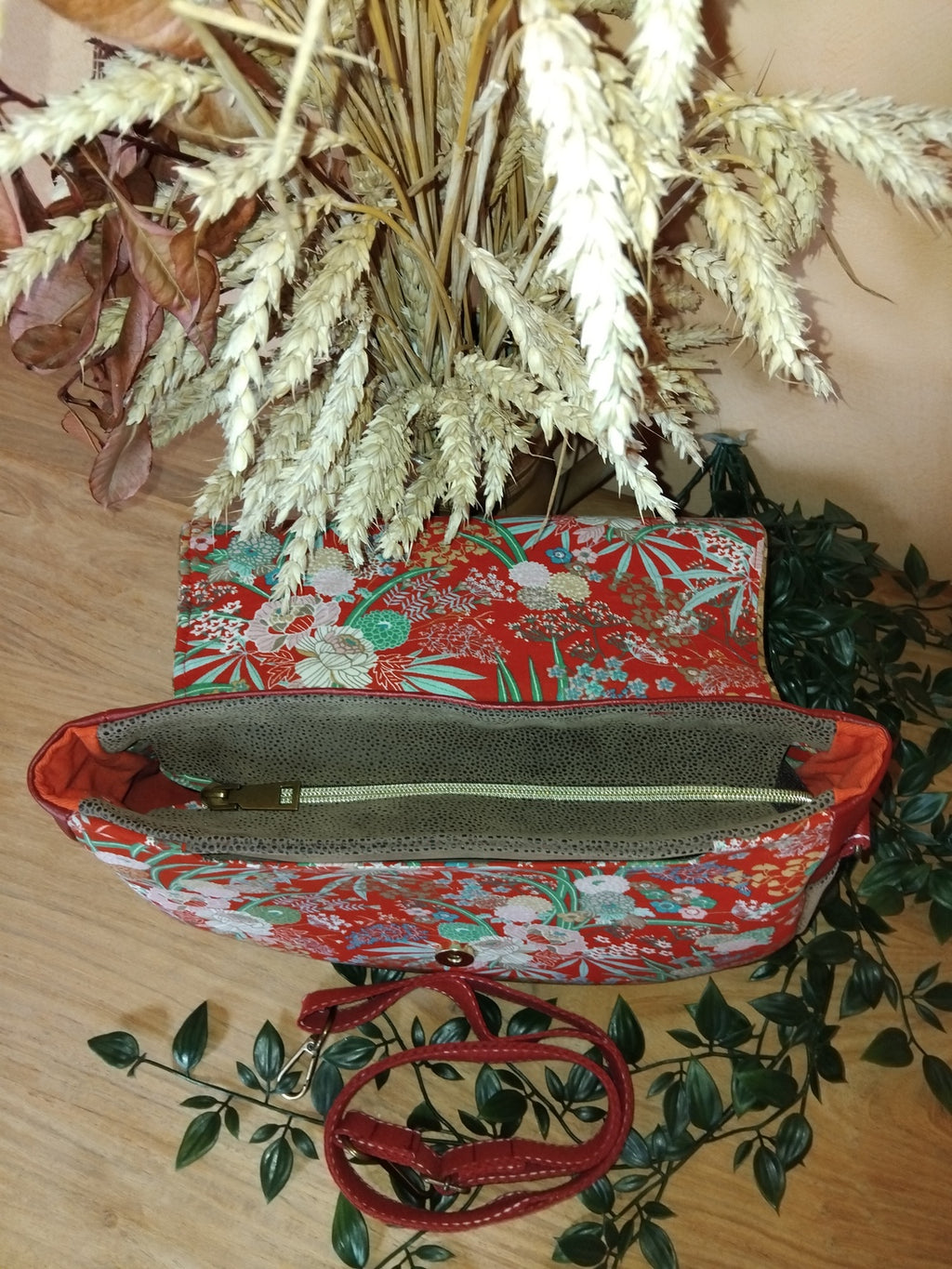 Sac bandoulière en simili cuir et suédine